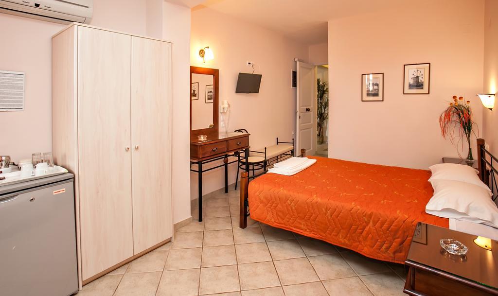 Hotel Arxontiko Tínos Exteriér fotografie